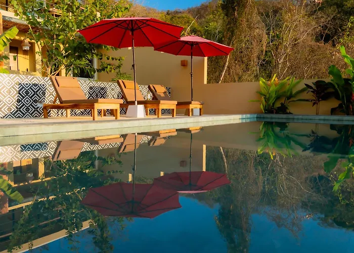 Tequila Apartahotel Zihuatanejo